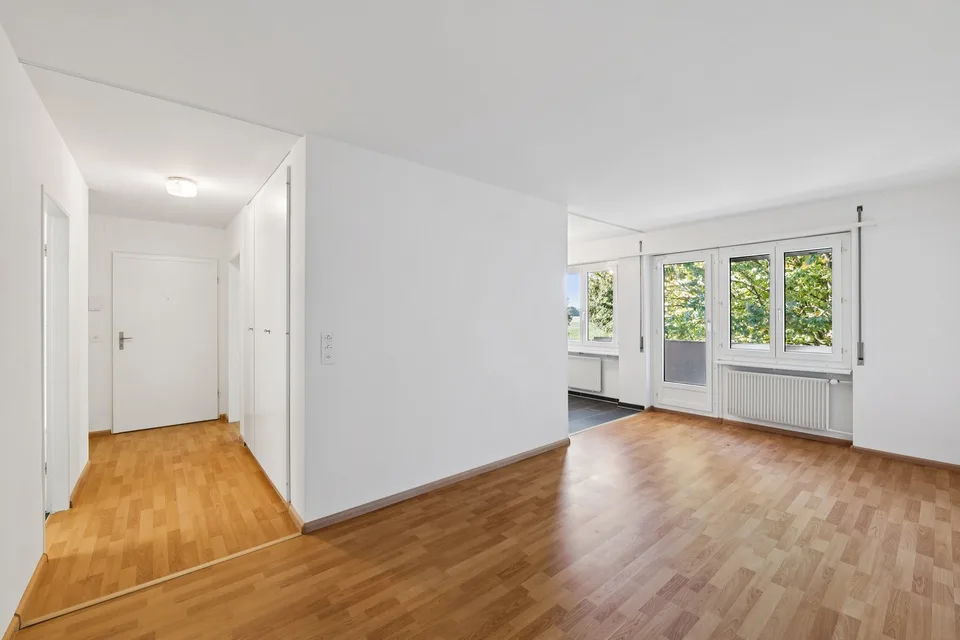 Renovierte 2.5 Zimmerwohnung