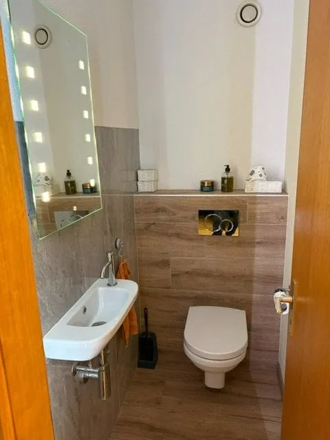 For rent Magnificent Appart 4.5 rooms air-conditioned 110 m2 garage
