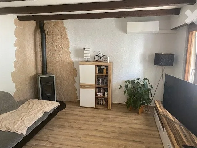 For rent Magnificent Appart 4.5 rooms air-conditioned 110 m2 garage