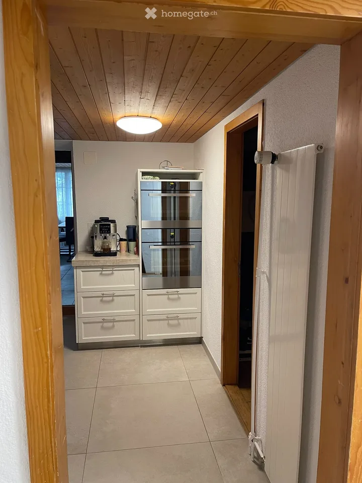 Charmant appartement 4.5 pièces dans un immeuble ancien à Wald ZH
