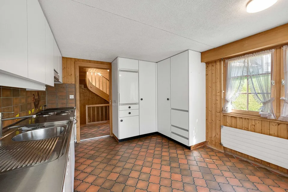 Wohnhaus mit separater Garage – Foto 7 von 13