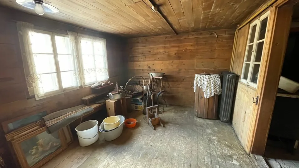 Appartamento tradizionale di 2,5 locali in una vecchia casa vallesana. – foto 6 di 13