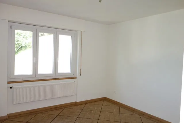 Beautiful 4 1/2-room apartment in Tramelan, located on the 3rd floor West