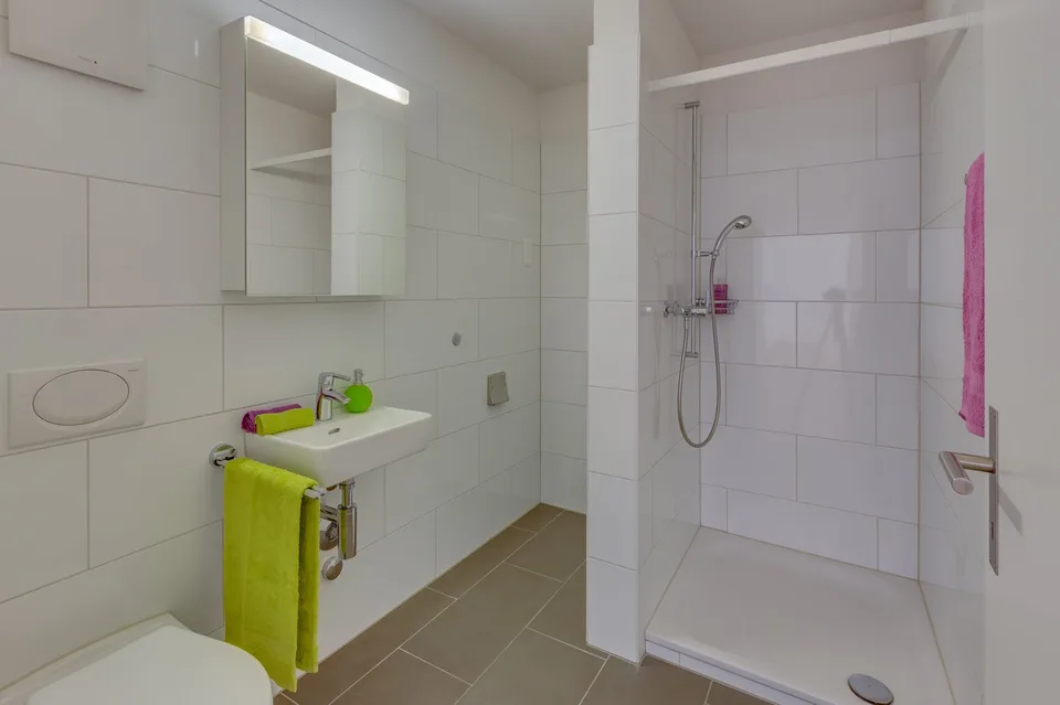 Living in Woodside - stylish and central!