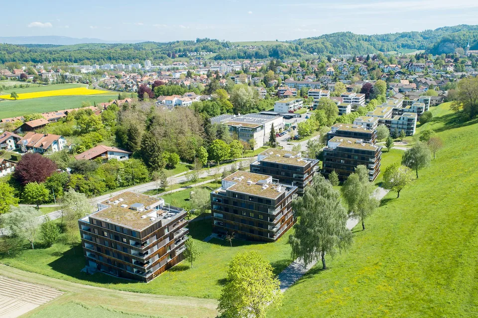Living in Woodside - stylish and central!