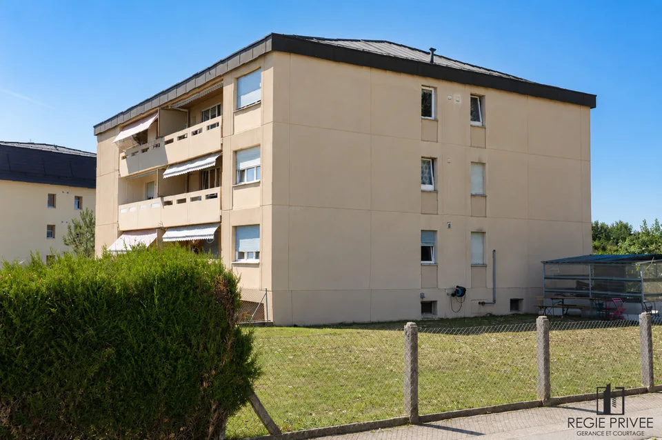 Charmantes 3.5 Zimmer in einer grünen Umgebung – Foto 11 von 13