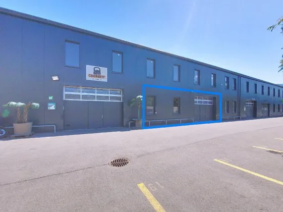 Sion, in affitto un locale di 297,60 m2 al piano terra in un edificio industriale completamente ristrutturato – foto 4 di 9