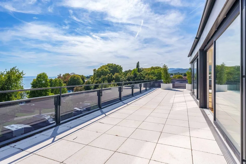 Magnifico attico nuovo di 5,5 locali con rooftop esclusivo a 360 gradi – foto 4 di 13