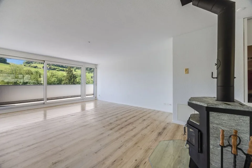 Geräumiges 4.5-Zimmer-Duplex mit Aussicht in Eschenbach – Foto 4 von 13