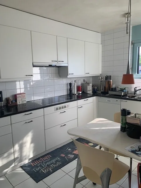 Grosszügige 5.5-Zimmer-Dachwohnung mit Panoramablick – Foto 2 von 8