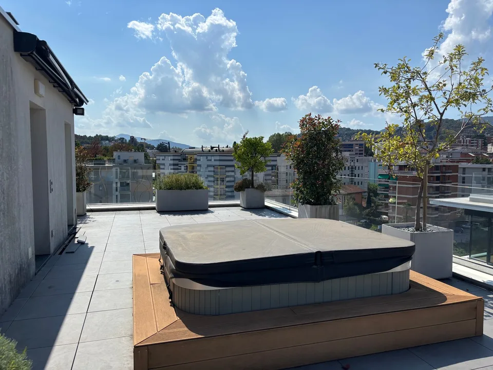 Dachwohnung mit Seeblick und Roof Garden – Foto 8 von 10
