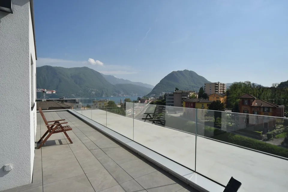 Dachwohnung mit Seeblick und Roof Garden – Foto 6 von 10