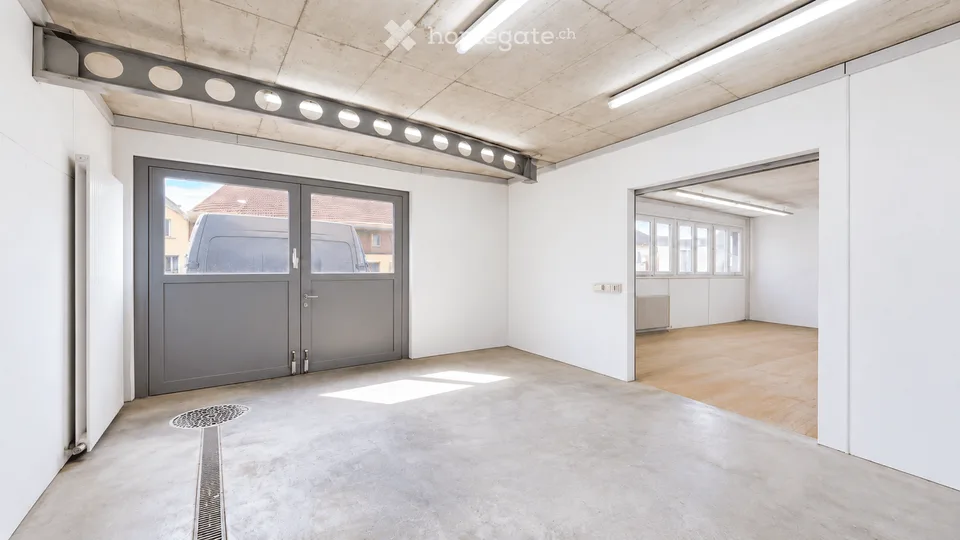 Casa residenziale e commerciale con ascensore – Volketswil, vecchio centro del villaggio – foto 4 di 5