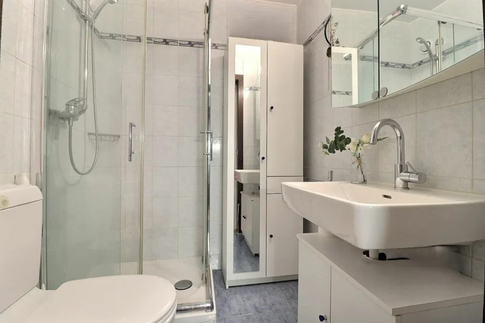 Emerald 47 - 2.5 rooms for rent for a year