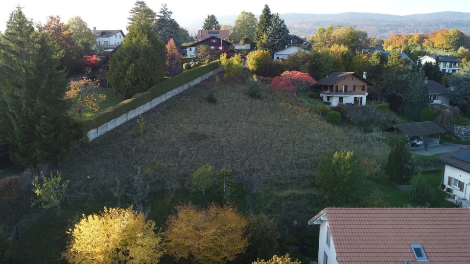 Bauparzelle mit atemberaubendem Blick auf die Alpen! – Foto 9 von 10
