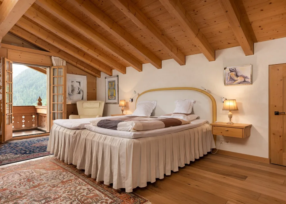 Chalet tradizionale in una posizione tranquilla – foto 8 di 12