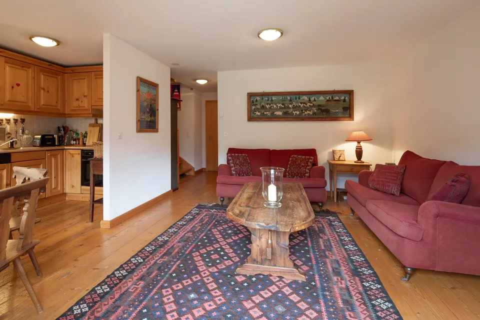 Duplex 5 pièces dans un endroit très calme et offrant une vue magnifique sur les montagnes. – photo 8 sur 18