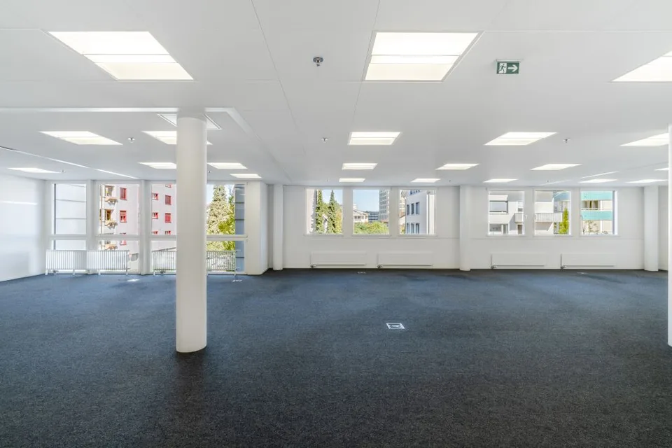 Stilvoll arbeiten direkt beim Bahnhof Sursee – Foto 2 von 8