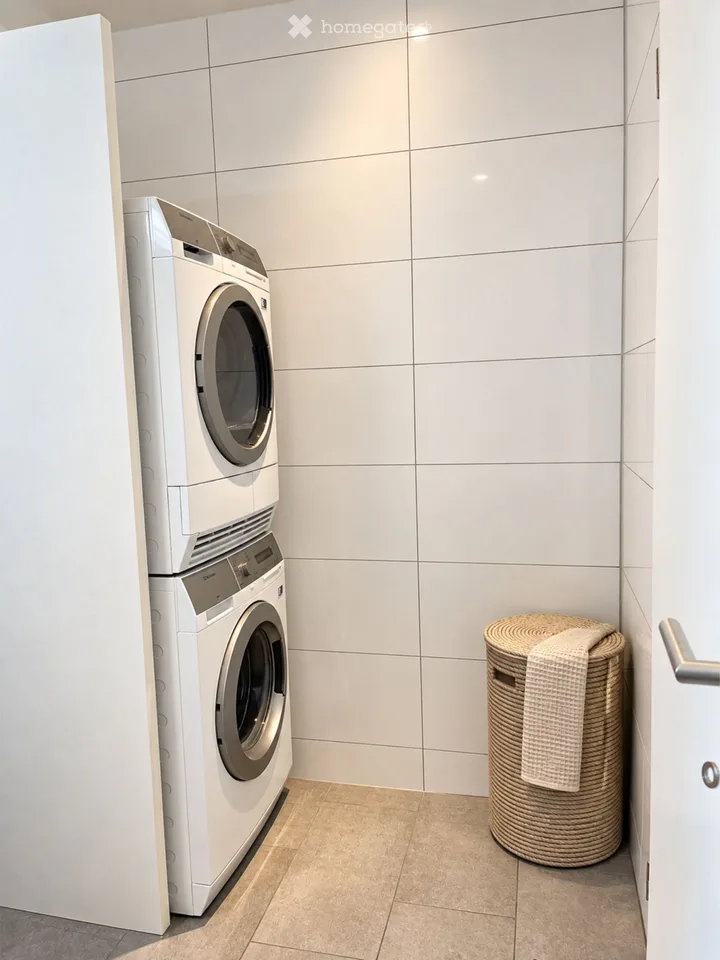 Helle 3.5-Zimmer-Wohnung mit Balkon und Rheinblick in Mumpf
