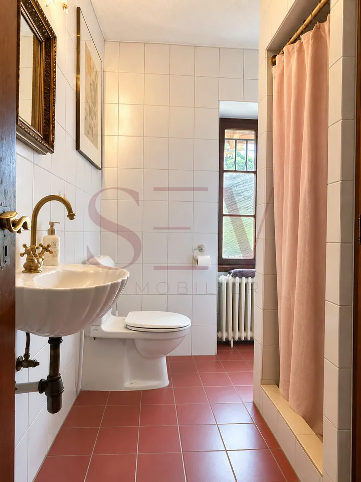 Charaktervolles Haus, großer Garten und 2.5 unabhängige Zimmer – Foto 11 von 11