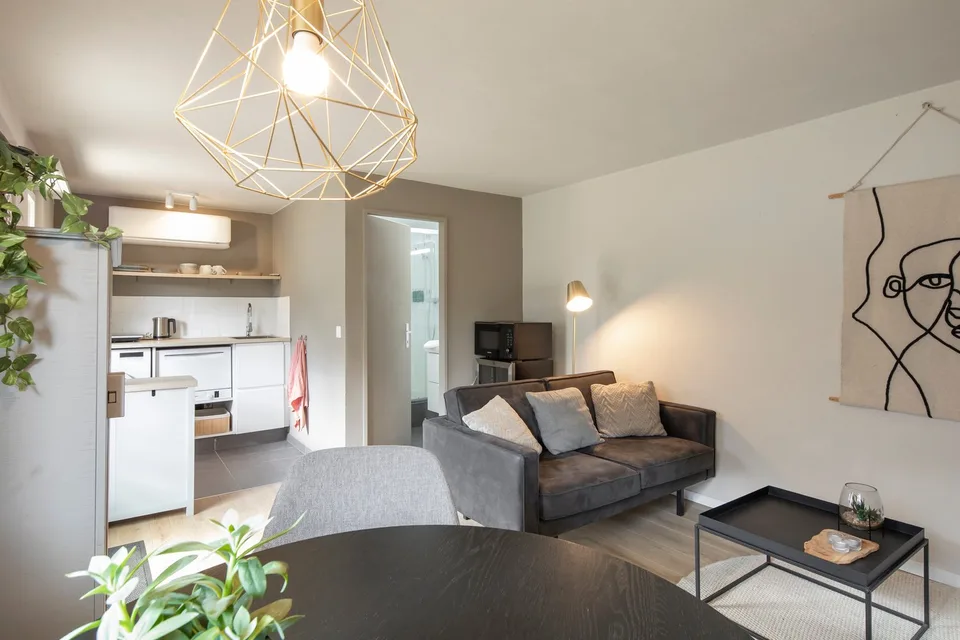 Chalet rénové et prêt à être occupé avec sauna et option d'achat d'un garage privé – photo 22 sur 30