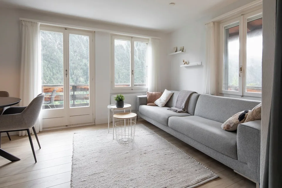Chalet rénové et prêt à être occupé avec sauna et option d'achat d'un garage privé – photo 10 sur 30