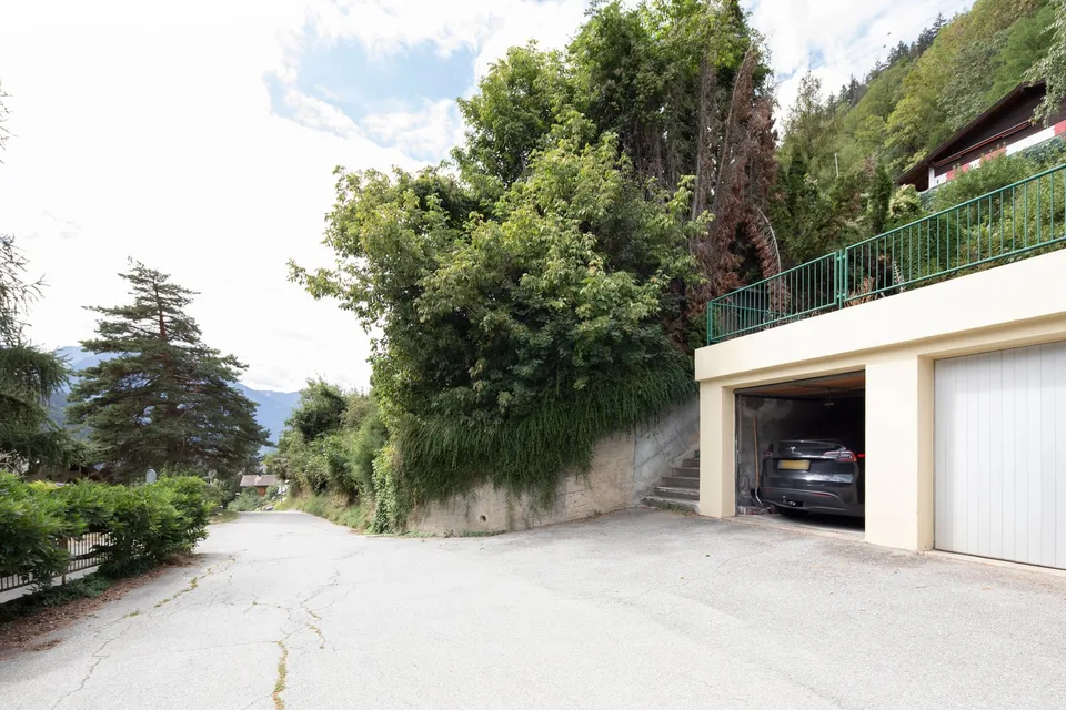 Chalet rénové et prêt à être occupé avec sauna et option d'achat d'un garage privé – photo 30 sur 30