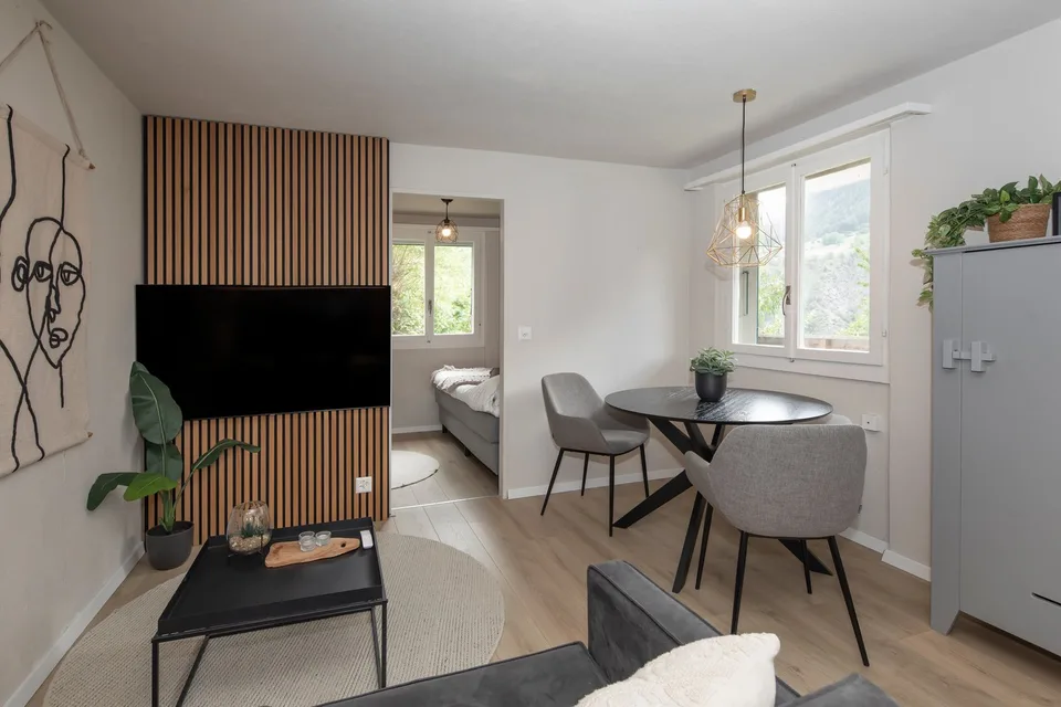 Chalet rénové et prêt à être occupé avec sauna et option d'achat d'un garage privé – photo 24 sur 30