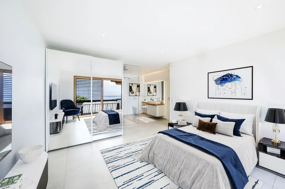 3.5 rooms renovated 86m2, panoramic lake view and 25m balcony