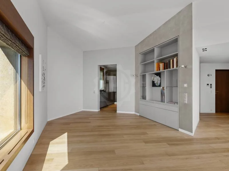 Majestic Apartment - The Conversion – photo 5 of 12