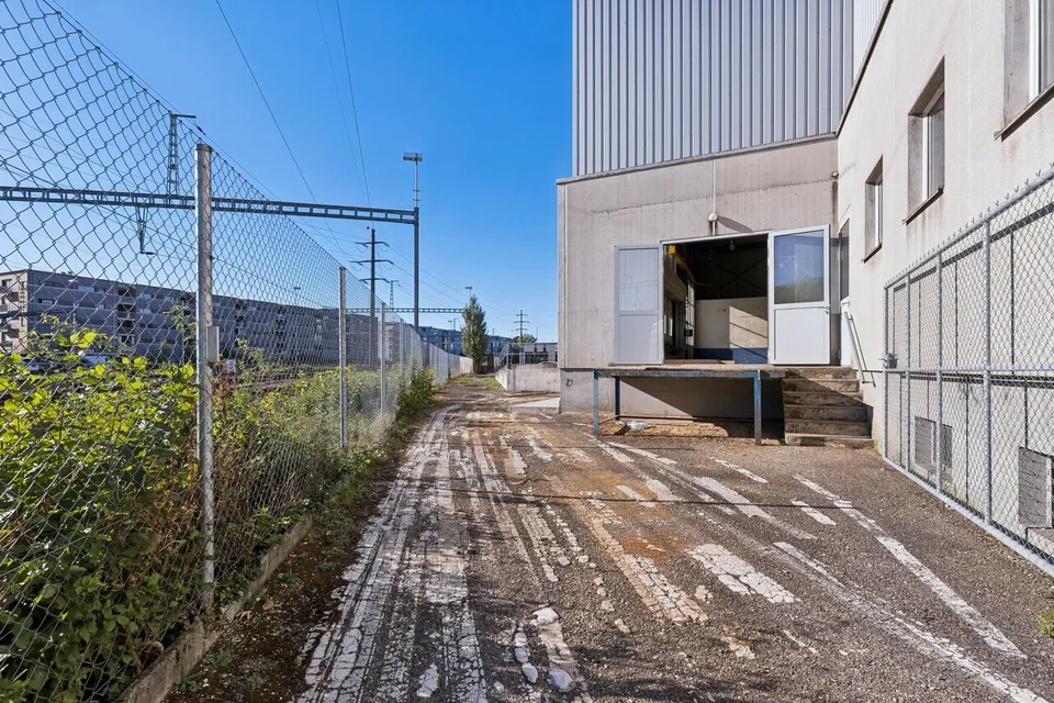 Halle industrielle idéale pour la production et le stockage – photo 13 sur 13