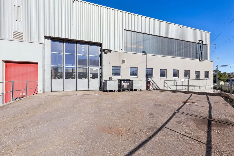 Halle industrielle idéale pour la production et le stockage – photo 11 sur 13