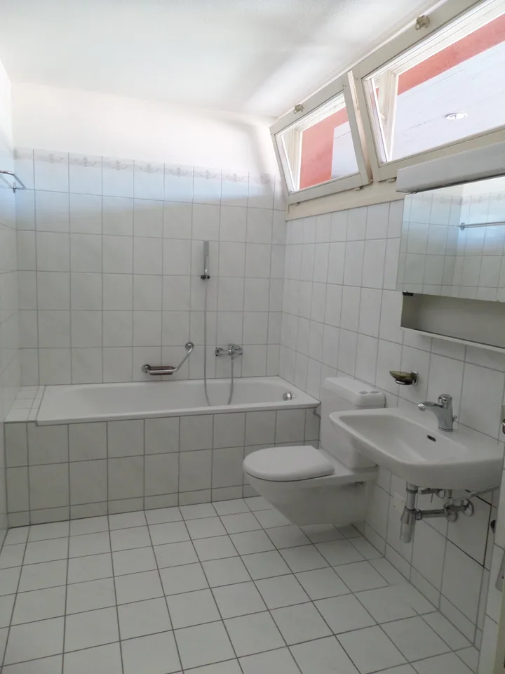 Appartement de 2.5 pièces dans un quartier verdoyant et calme