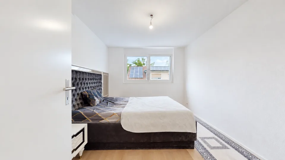 Ampio appartamento di 4.5 locali con terrazza di 56 m² – foto 8 di 11
