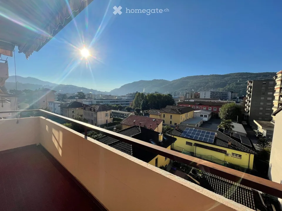 CHIASSO, VIALE GALLI 21, 3.5 locaux en location