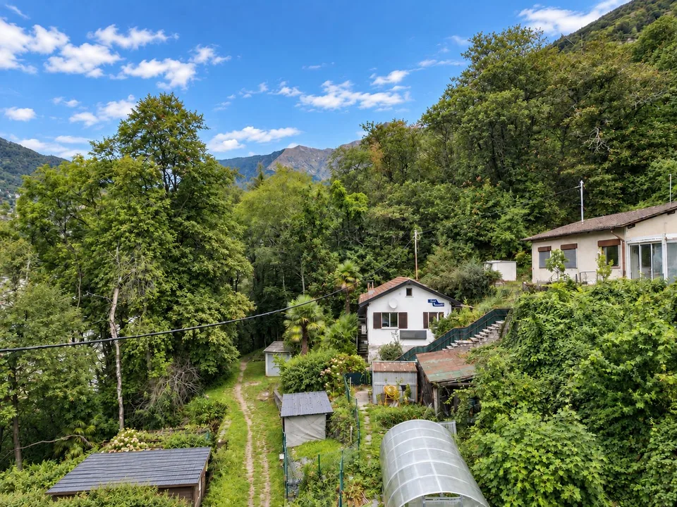 Gordola-Maison de vacances au vert avec vue jusqu’au Lac Majeur – photo 2 sur 12