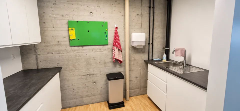 Étage entier à louer - 1'060 m² d'espace commercial – photo 5 sur 10