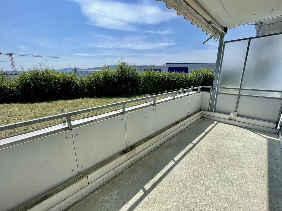 Bello appartamento 3.5 locali a Meisterschwanden