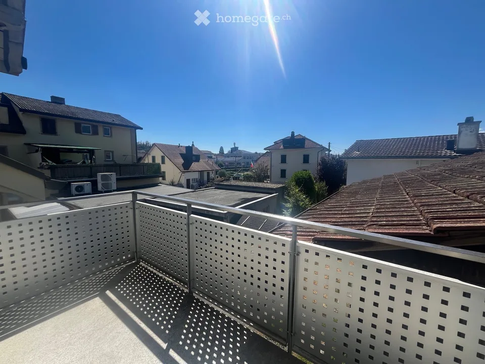 4-Zimmer-Wohnung in 2-Familienhaus mit Balkon / 3-Zimmer-Wohnung mit direktem Gartenabgang