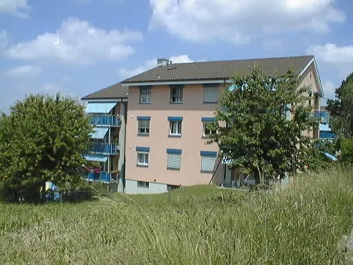 4.5 pièces dans un quartier tranquille et ensoleillé