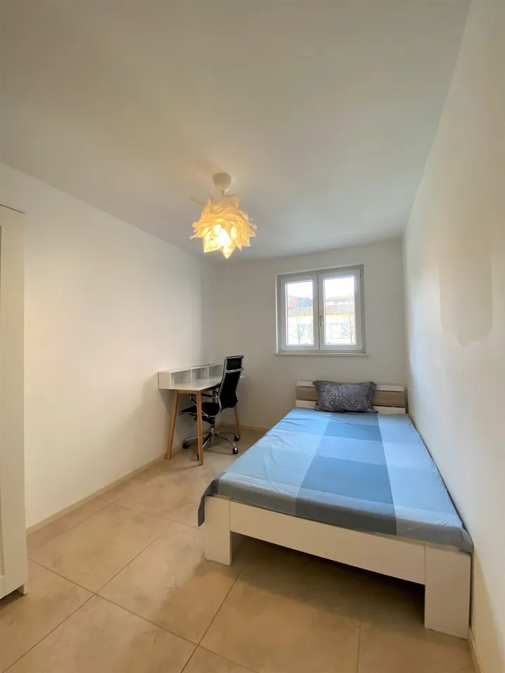 Appartement moderne 4.5 pièces semi-meublé à Novazzano