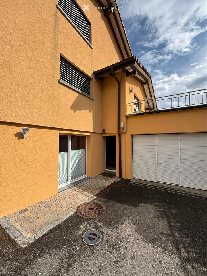 Wohnung 2,5 Zimmer + Parkplatz – Foto 5 von 5