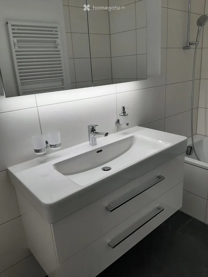 Charmante 6.5-Zimmer-Wohnung im Herzen von Klosters Platz