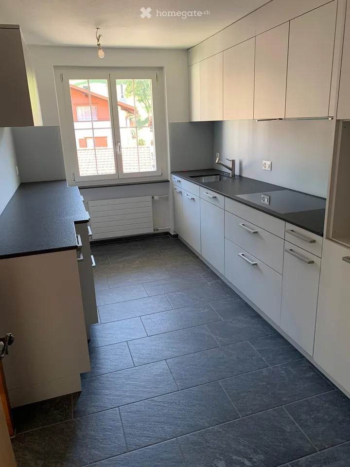 Charmante 6.5-Zimmer-Wohnung im Herzen von Klosters Platz