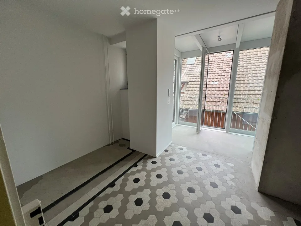 Incantevole appartamento di 3,5 locali al piano terra a Weiach – disponibile immediatamente!