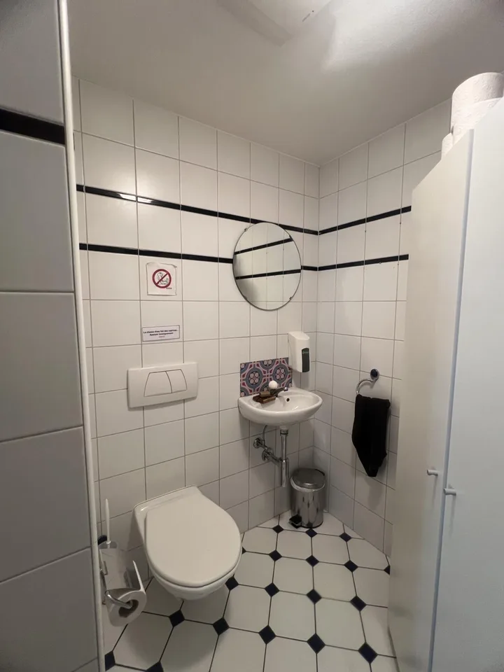 Büros von 240 m² in der Innenstadt – Foto 8 von 10
