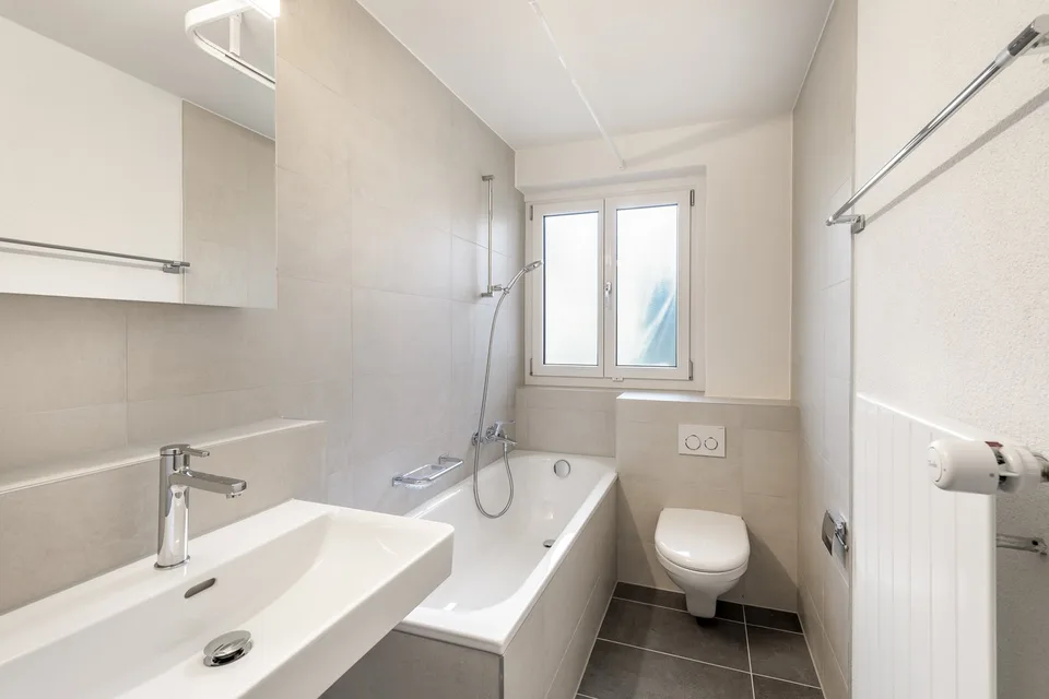 Freshly renovated single apartment in a preferred residential area!