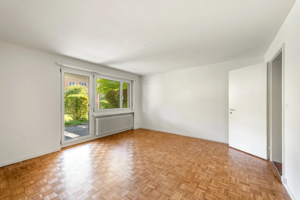 Freshly renovated feel-good oasis with garden seating