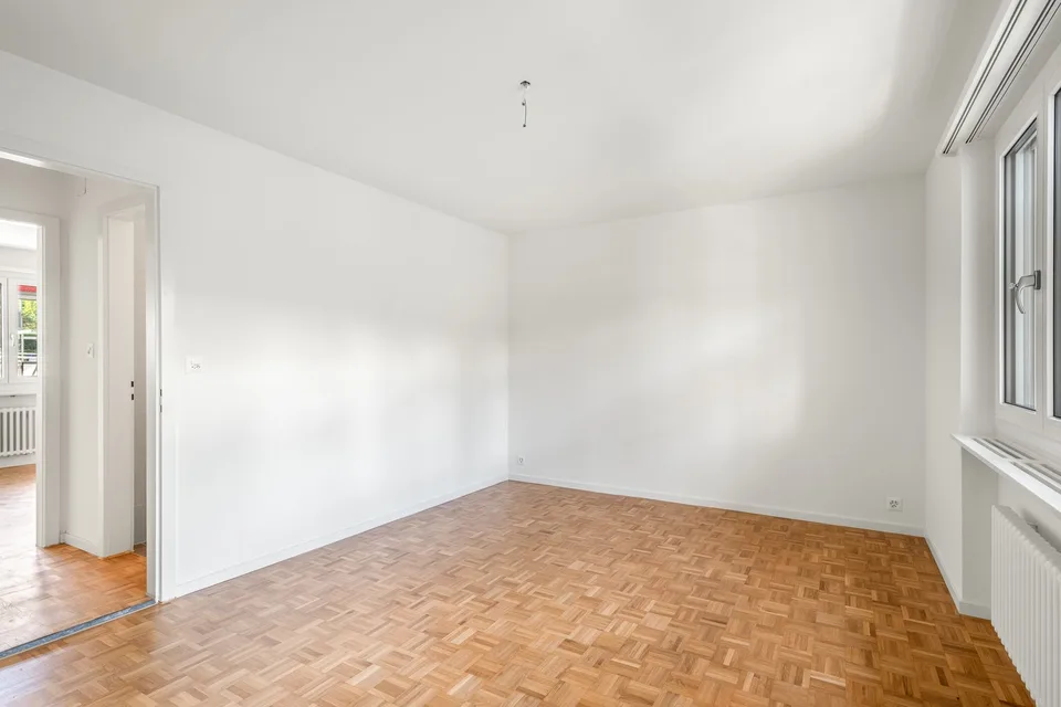 Your new home in a freshly renovated family apartment!