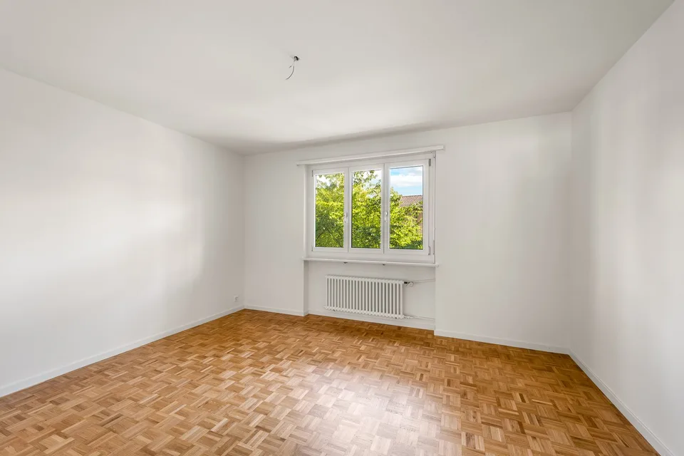 Your new home in a freshly renovated family apartment!